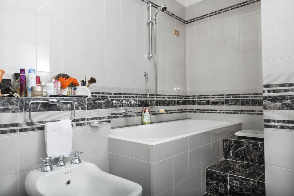 Villa Pinetina B&B Lasnigo Cameră foto