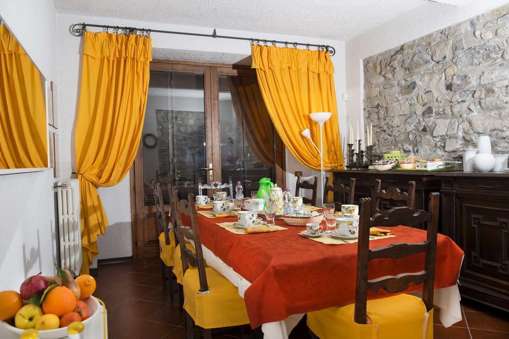 Villa Pinetina B&B Lasnigo Cameră foto